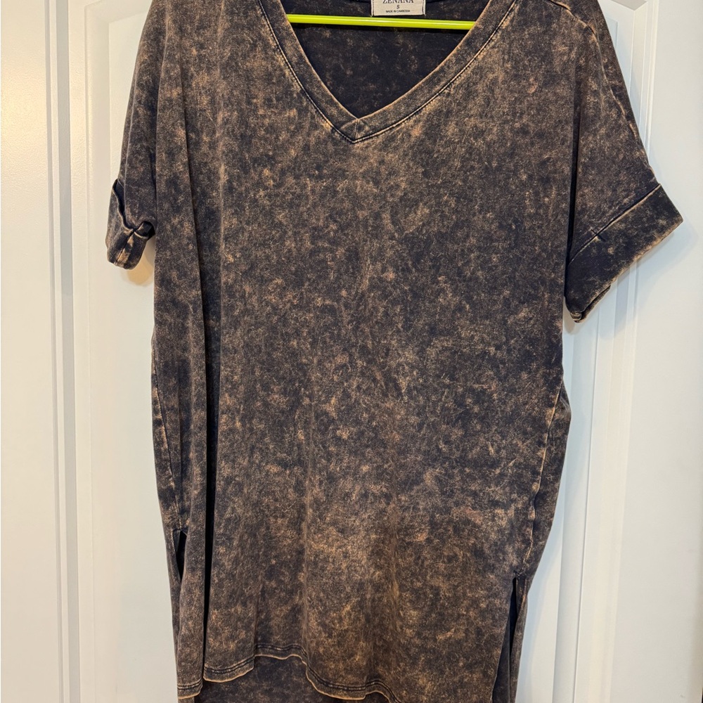 Women’s oversized burnout style t shirts